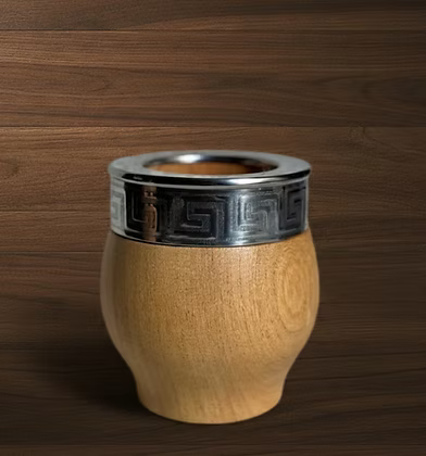 Mate de Algarrobo con Aro de Acero